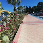 Deniz Manzarali, Plaja 100 Metre, Luks 2 * Μαρμαρίς